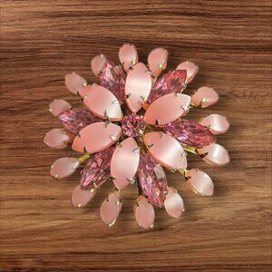 Vintage Pink Rhinestone Flower Brooch Pin Costume Jewelry Gold Tone  Estate
